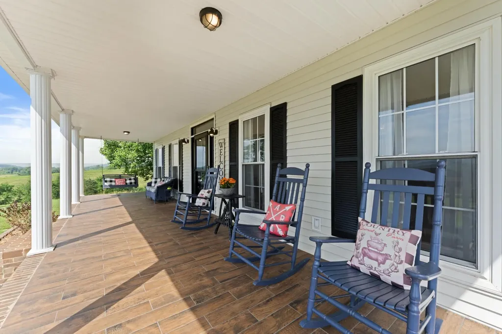 115 Main Street Pikeville TN 37367
