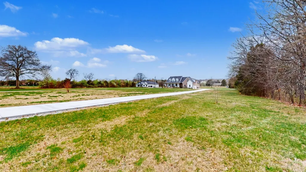 5130 Midland Road Christiana TN 37037
