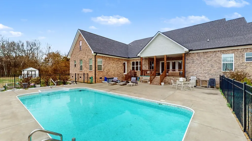 5130 Midland Road Christiana TN 37037