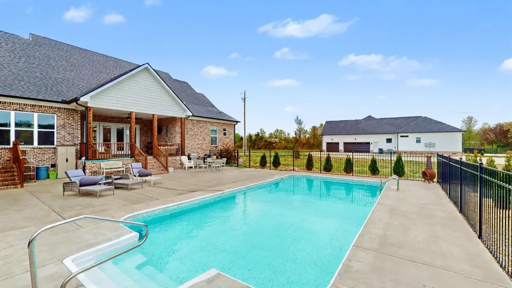 5130 Midland Road Christiana TN 37037