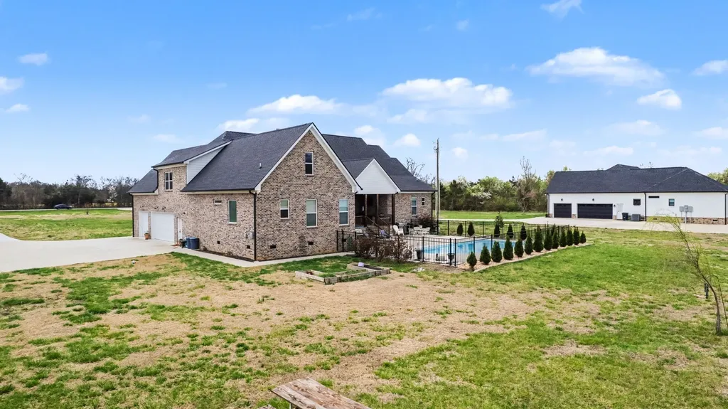5130 Midland Road Christiana TN 37037