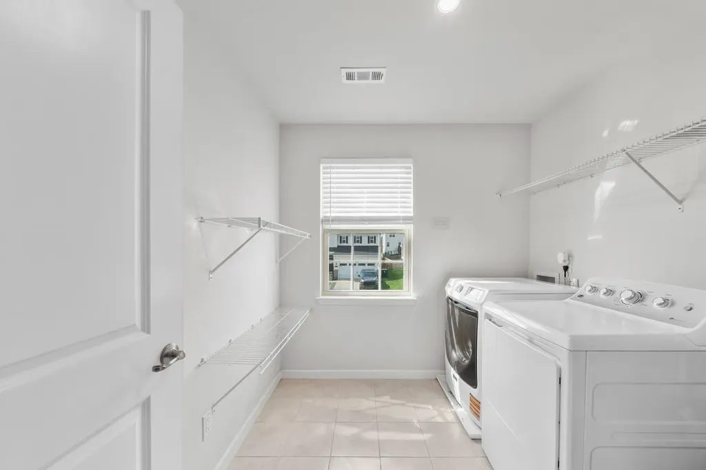 3410 Woodcrest Court Columbia TN 38401