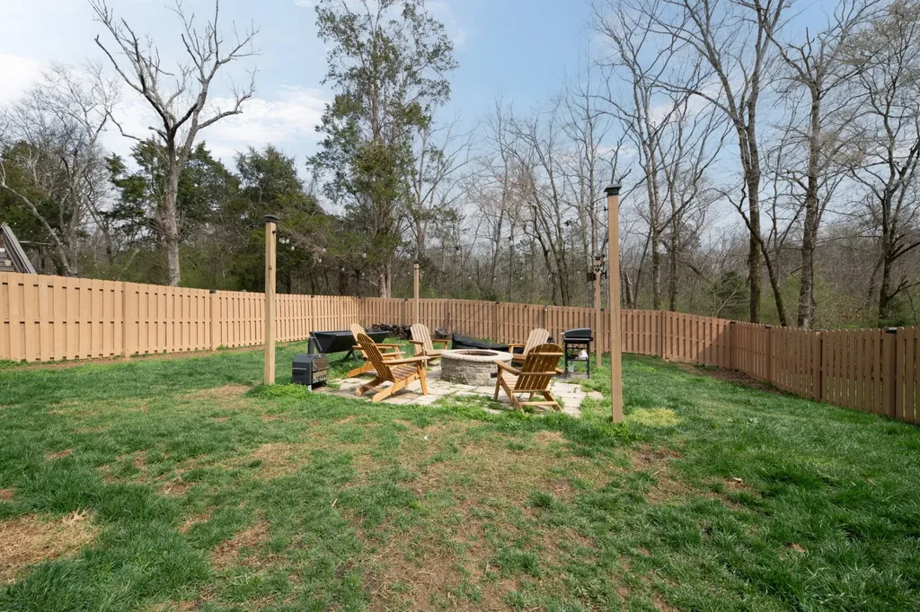 3410 Woodcrest Court Columbia TN 38401