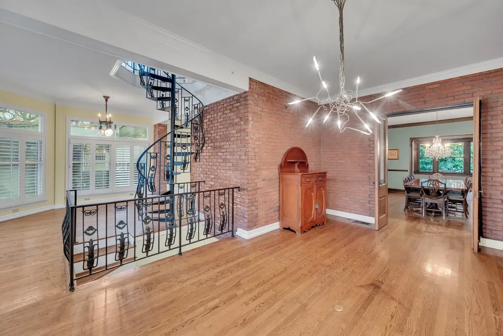 1619 18th Ave, S Nashville TN 37212