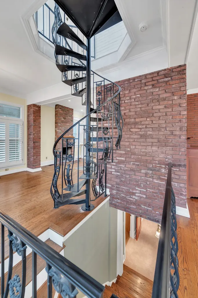 1619 18th Ave, S Nashville TN 37212