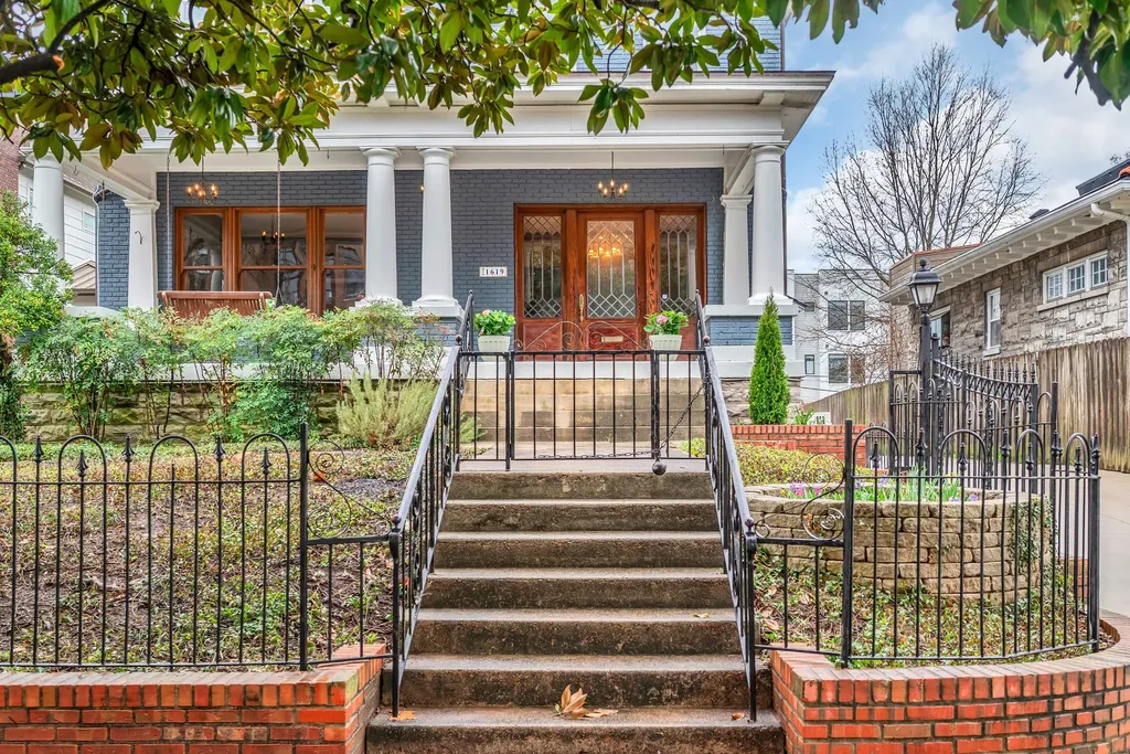 1619 18th Ave, S Nashville TN 37212