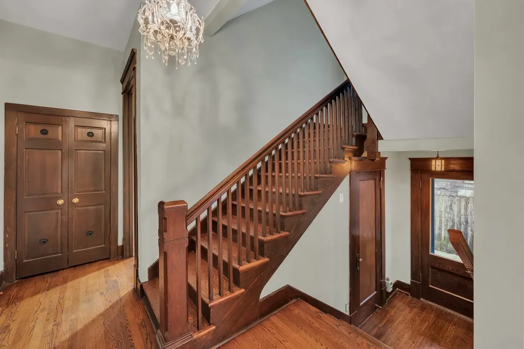 1619 18th Ave, S Nashville TN 37212