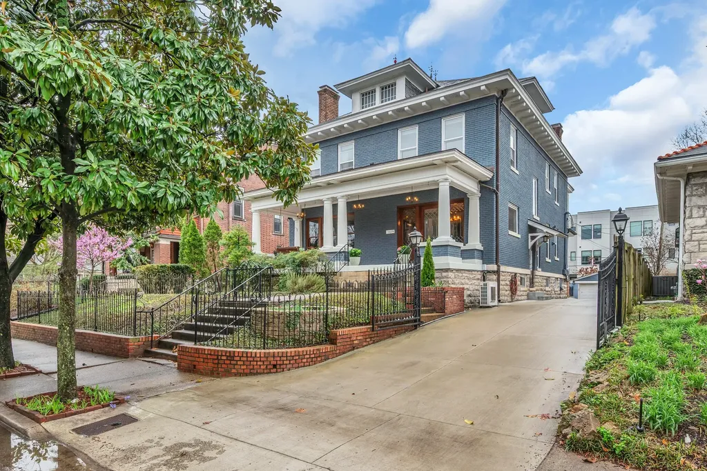 1619 18th Ave, S Nashville TN 37212