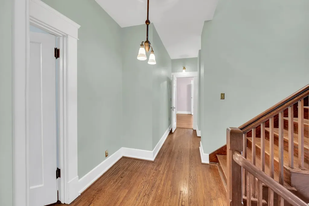 1619 18th Ave, S Nashville TN 37212