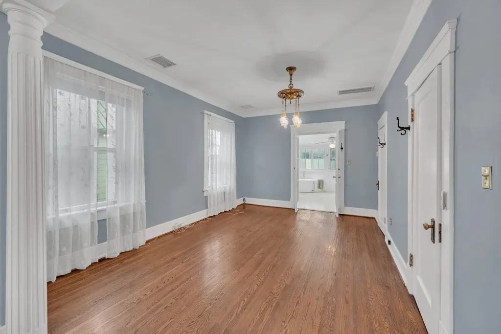 1619 18th Ave, S Nashville TN 37212