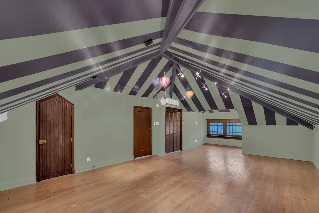 1619 18th Ave, S Nashville TN 37212