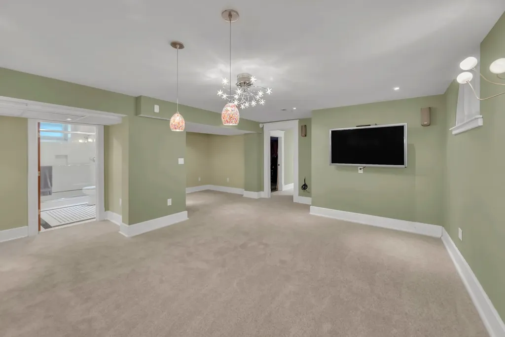 1619 18th Ave, S Nashville TN 37212