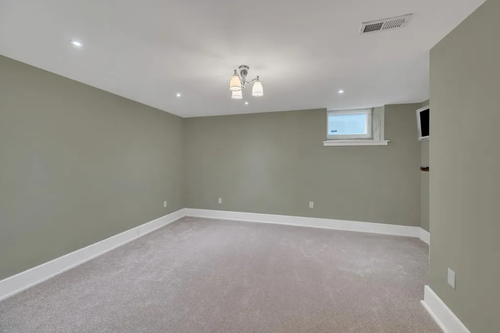 1619 18th Ave, S Nashville TN 37212