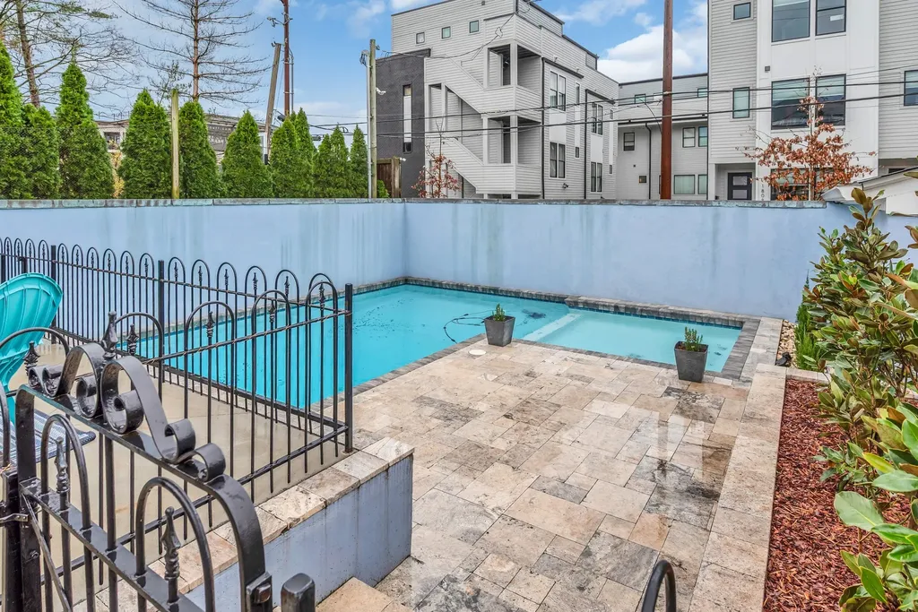 1619 18th Ave, S Nashville TN 37212