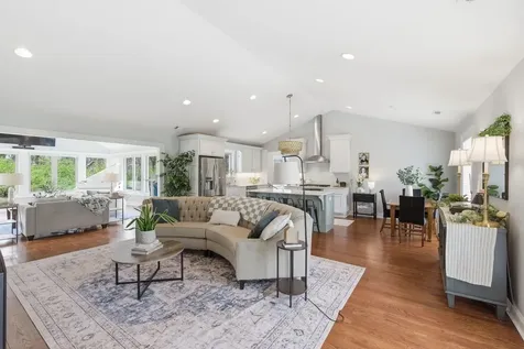 2826 Sugar Tree Road Nashville TN 37215