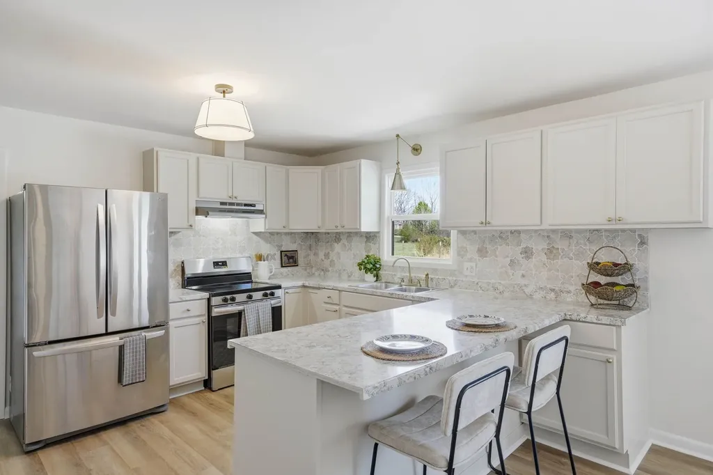 166 Bains Road Hillsboro TN 37342