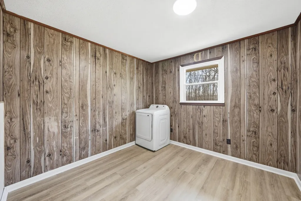 166 Bains Road Hillsboro TN 37342