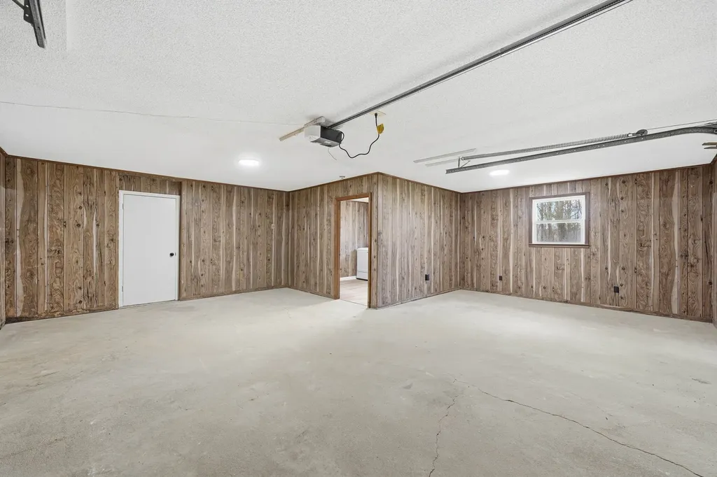 166 Bains Road Hillsboro TN 37342