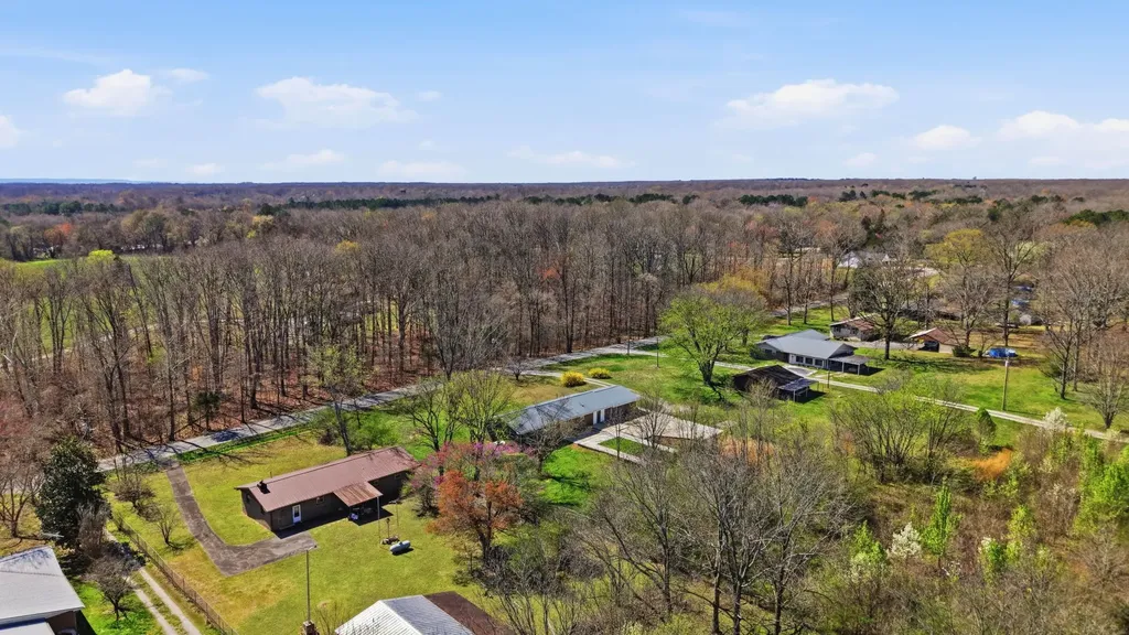 166 Bains Road Hillsboro TN 37342