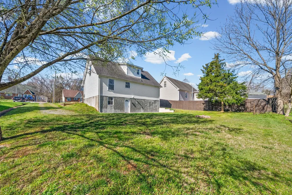 1815 Palamino Drive Clarksville TN 37042