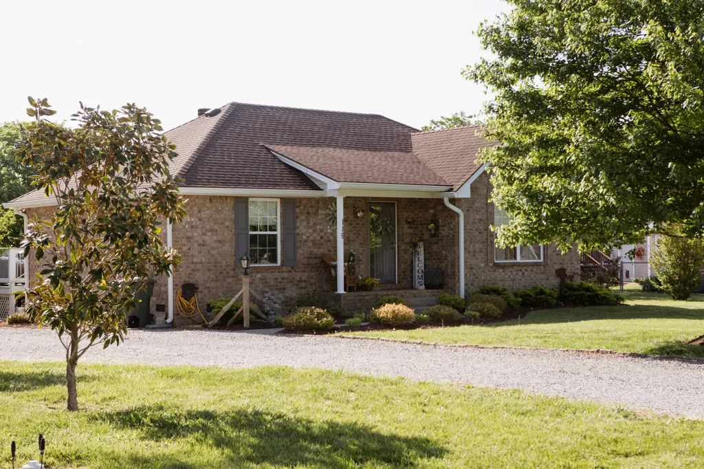 119 Irish Oaks Drive Portland TN 37148
