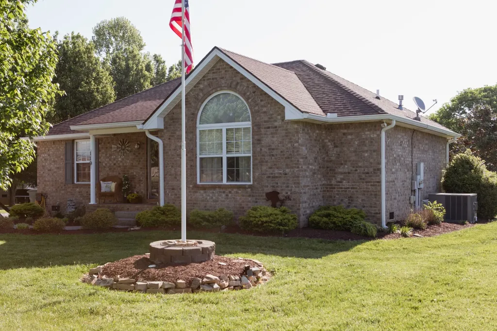 119 Irish Oaks Drive Portland TN 37148
