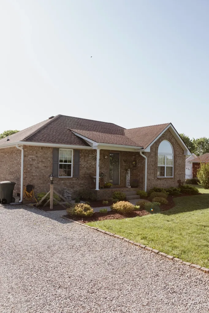 119 Irish Oaks Drive Portland TN 37148