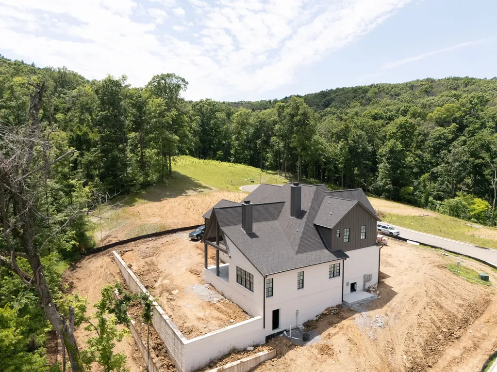 9405 Dewaal Ridge Brentwood TN 37027