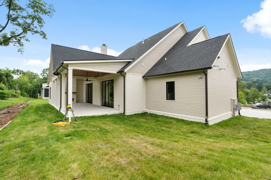 9405 Dewaal Ridge Brentwood TN 37027