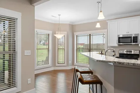 52 Island Way Winchester TN 37398