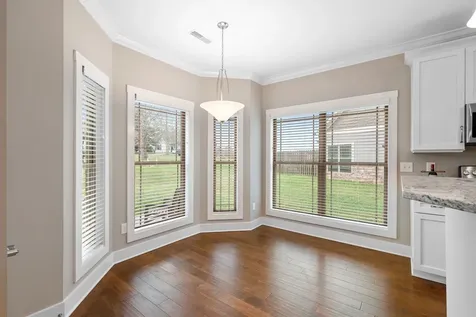 52 Island Way Winchester TN 37398