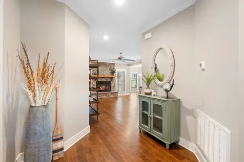 52 Island Way Winchester TN 37398