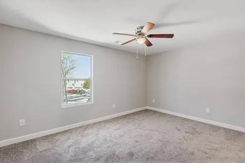 211 Carlton Lane Lebanon TN 37090