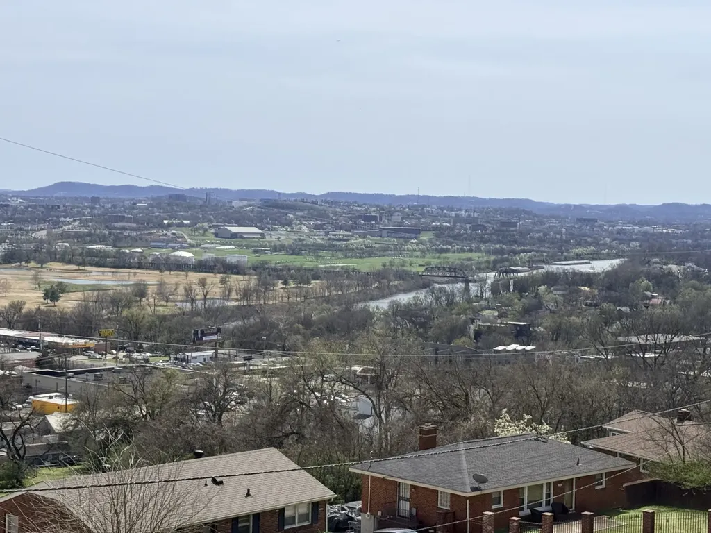 503 Summit Avenue Nashville TN 37218