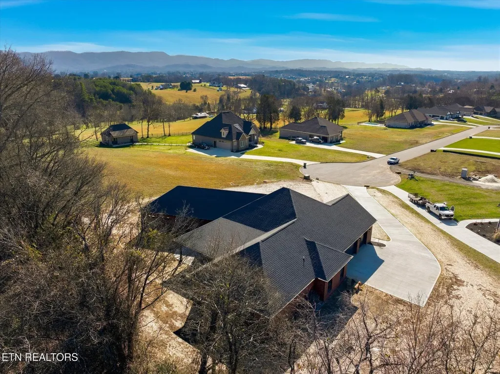 235 Charlie Lane Maryville TN 37804
