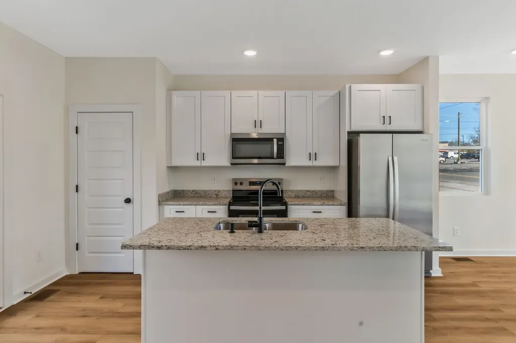 310 Cedar Street Lebanon TN 37087