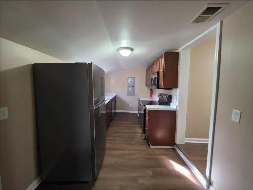 218 Locust Street Clarksville TN 37042