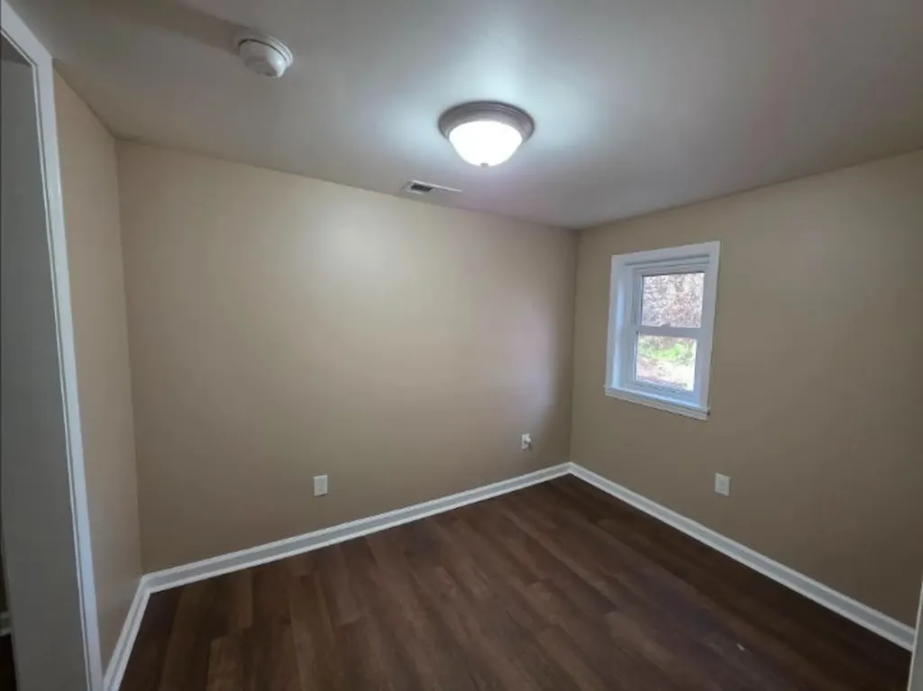 218 Locust Street Clarksville TN 37042