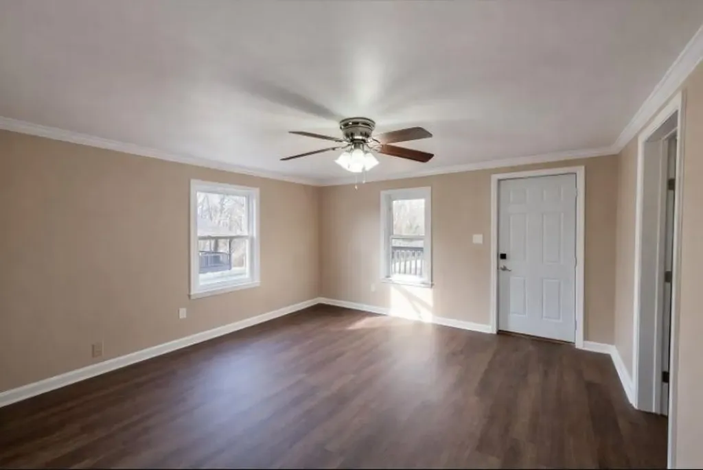 218 Locust Street Clarksville TN 37042