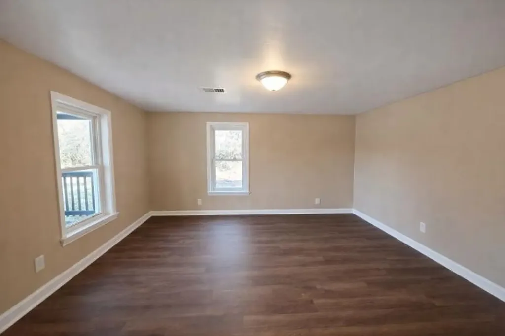 218 Locust Street Clarksville TN 37042