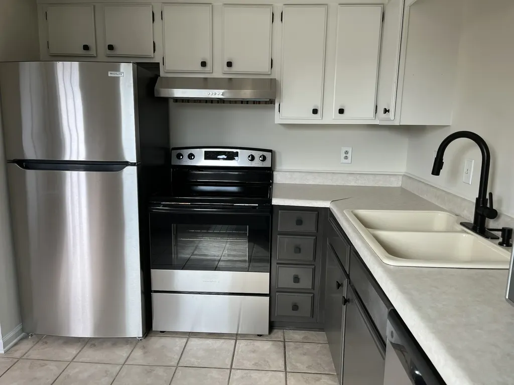 222 Edgewood Drive Hendersonville TN 37075