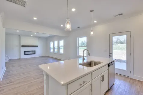 527 Leeland Court Gallatin TN 37066
