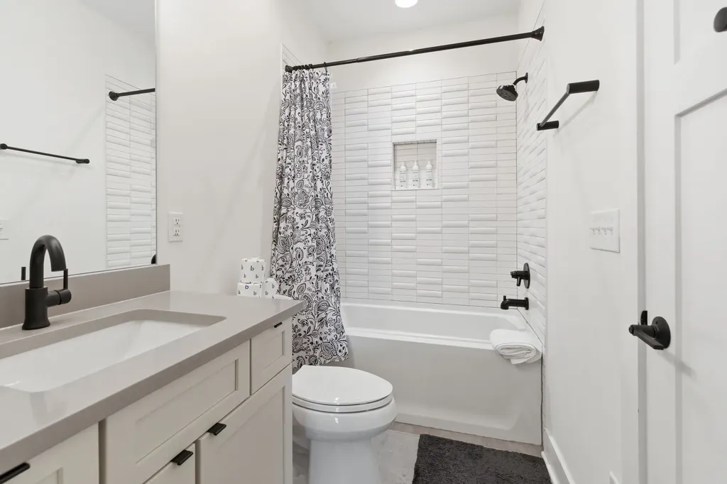 1830 5th Ave, N Nashville TN 37208