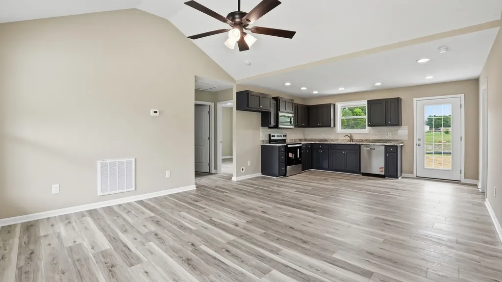 2315 E Lincoln Street Tullahoma TN 37388