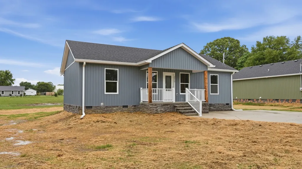 2315 E Lincoln Street Tullahoma TN 37388
