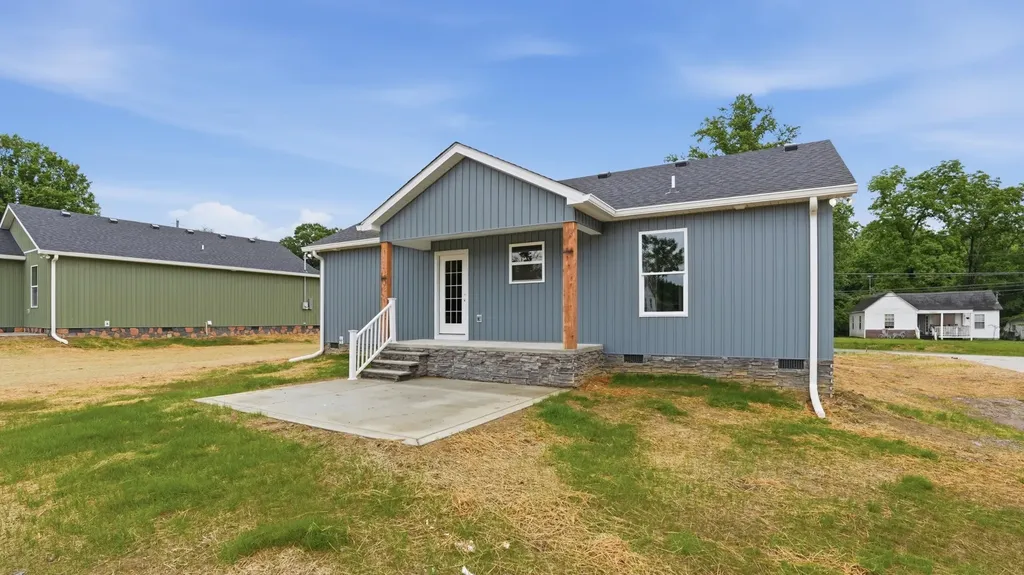 2315 E Lincoln Street Tullahoma TN 37388