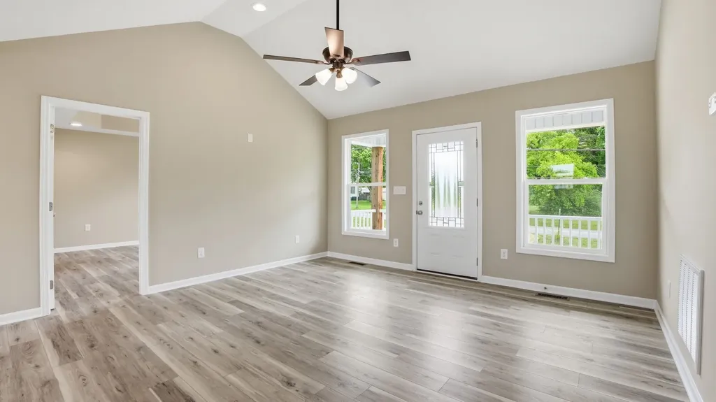 2315 E Lincoln Street Tullahoma TN 37388