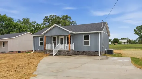2315 E Lincoln Street Tullahoma TN 37388
