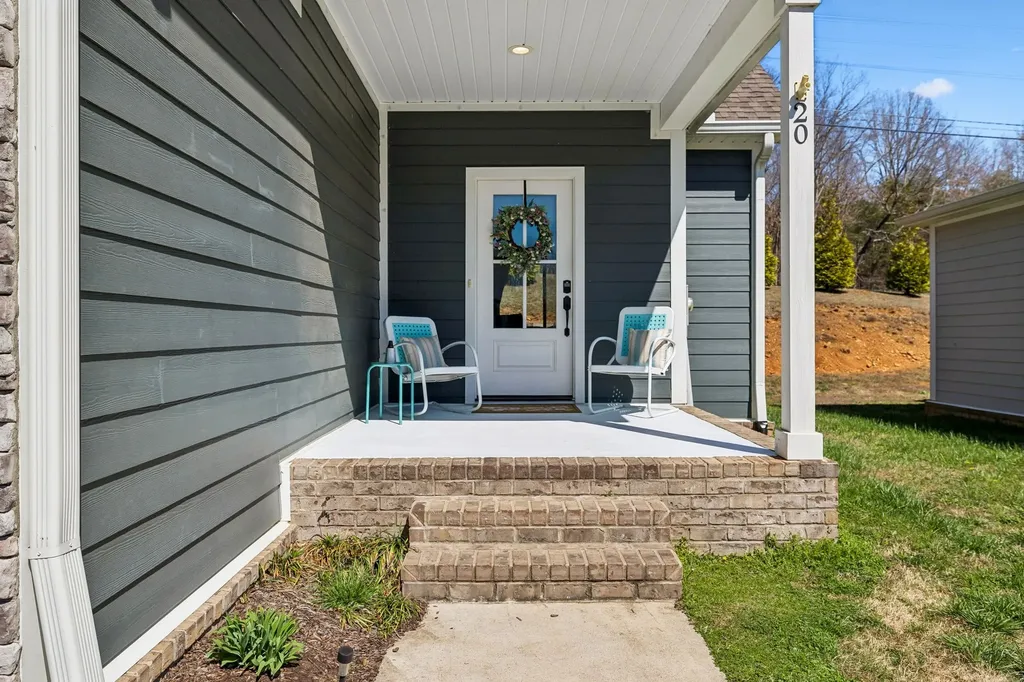 20 Sycamore Rdg, W Burns TN 37029