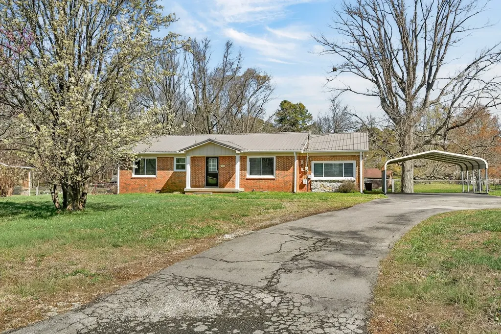 140 Simmons Circle Fayetteville TN 37334